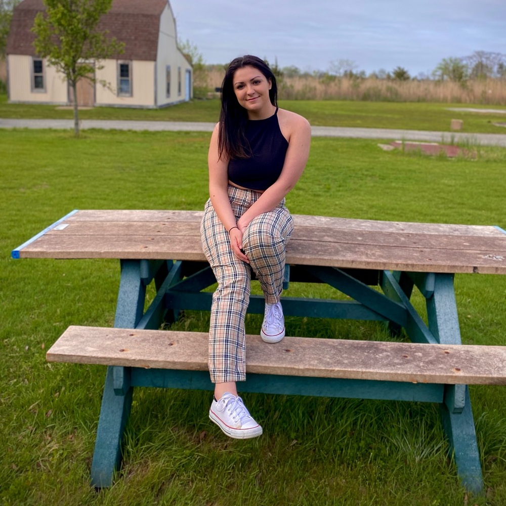 Meet your Posher, Hailey